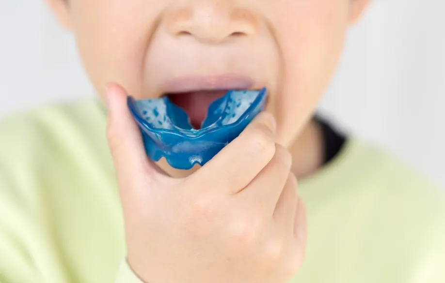 歯列矯正用咬合誘導装置(プレオルソ)